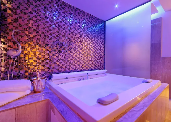 Maison d'hôtes Spanish Diamond Luxury & Jacuzzi