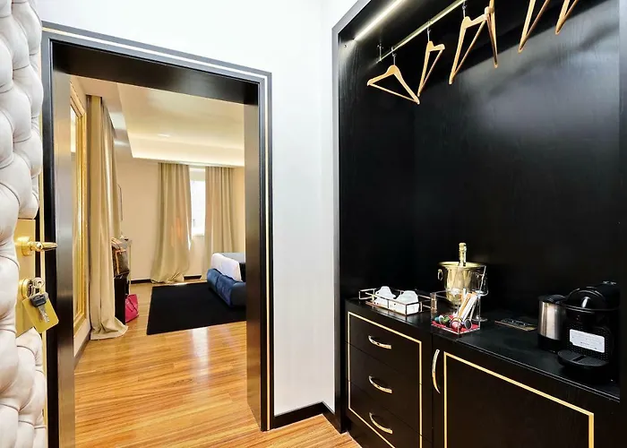 Spanish Diamond Luxury & Jacuzzi