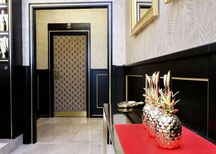 Spanish Diamond Luxury & Jacuzzi Maison d'hôtes